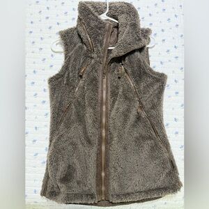 Women's Kuhl Flight Vest Cozy Brown Italian Fleece Medium